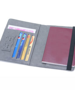 כיסוי לדרכון עם צריבה