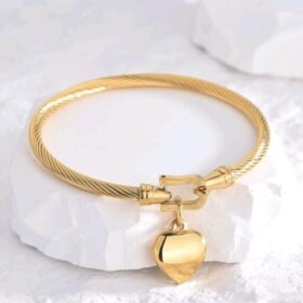 צמיד לאשה עם חריטה