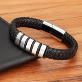 צמיד לגבר עם חריטה