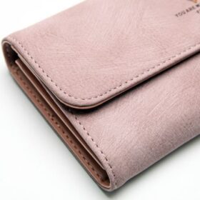 ארנק ורוד לאשה עם חריטת תמונה