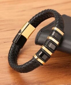 צמיד לגבר עם חריטה