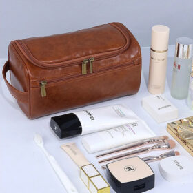 תיק רחצה לגבר