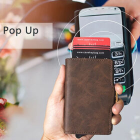 ארנק כרטיסים נשלפים לגבר