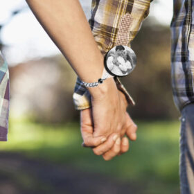 צמיד לגבר עם תמונה