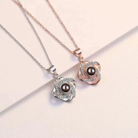 שרשרת עם תמונה לאישה